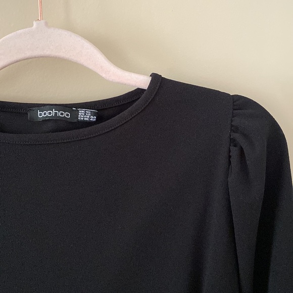 Simple Black Dress - Picture 2 of 4